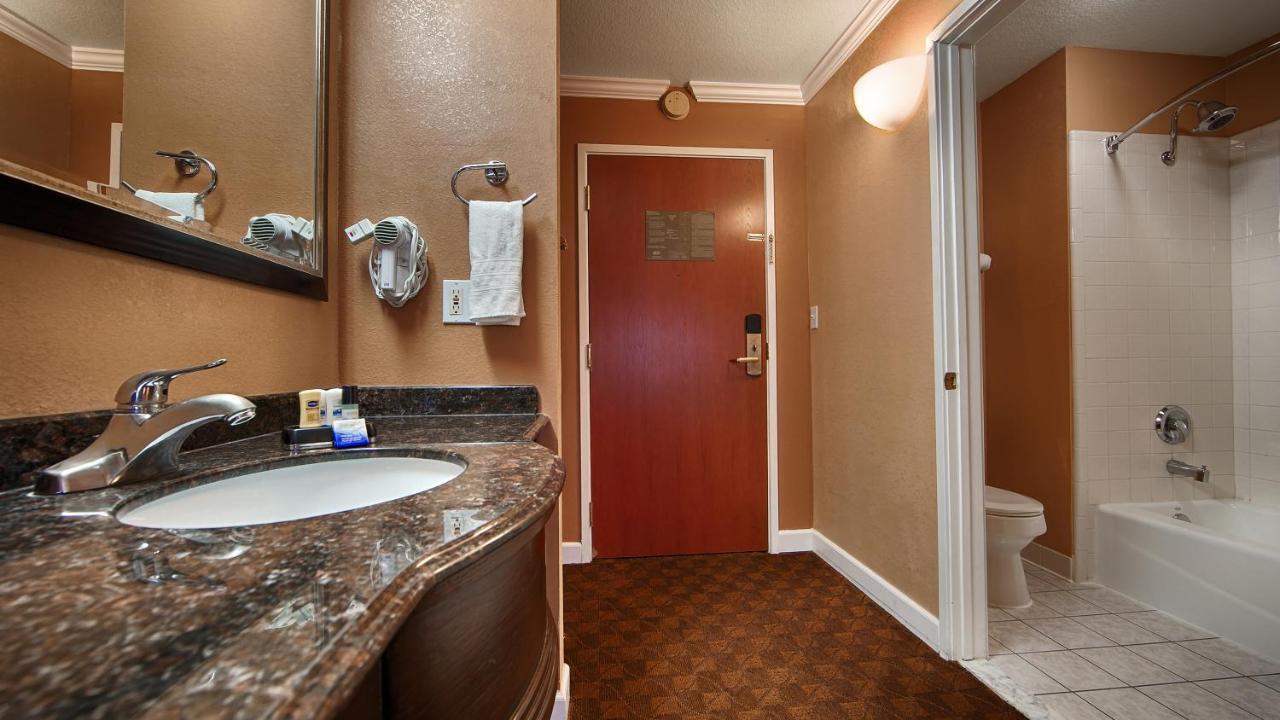 Best Western Orchard Inn Ukiah Bagian luar foto